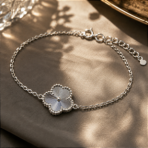 Pulseira Trevo de Prata 925 Alhambra estilo Van Cleef