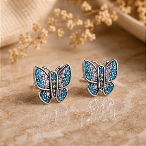 Brinco Borboleta de Prata 925 Zircônias Brancas e Azuis