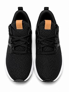 Tênis New Balance Feminino