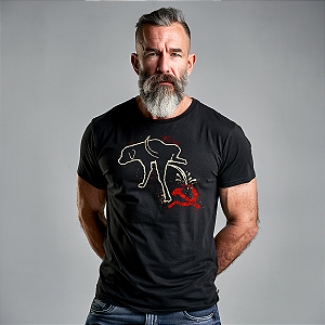 Camiseta Anticomunista – Cachorro Marcando Território