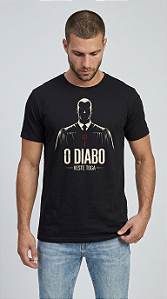 Camiseta O Diabo Veste Toga