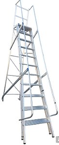 Escada Plataforma Trepadeira 10 Degraus + Plataforma