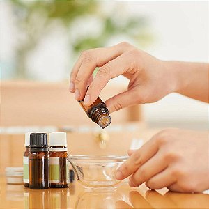 Óleo Essencial de Mirra Resinoide