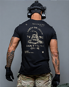 Camiseta Militar Liberty or Death Ronin Apparel com Estampa nas Costas