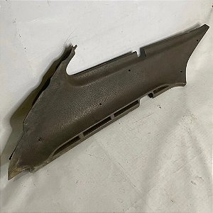 Acabamento Coluna Lateral Direita Escort Quadrado Detalhes