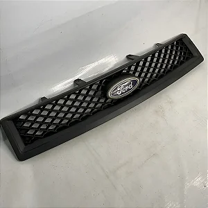 Grade Do Radiador Ford Fiesta 2007 Com Emblema Original Preto