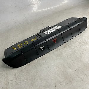 Botão Do Pisca Alerta Desembaçador Fiat Mobi Original