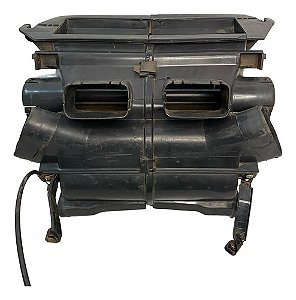 Caixa Ventilação Sem Ar Condicionado Escort Quadrado 87/95