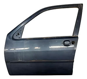 Porta Dianteira Esquerda Fiat Tipo 92/96 4 Portas Detalhe