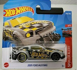 Hot Wheels - 2005 Ford Mustang