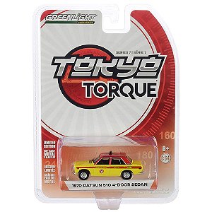 Miniatura Carro Datsun 510 4-Door Sedan - Táxi (1970) Tokyo Torque - Série 7 - 1:64 - Greenlight