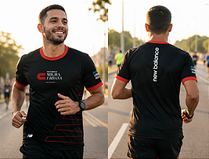 Camiseta New Balance Milha Urbana Preta e Vermelha em Poliamida