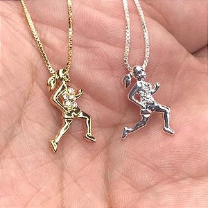 Pingente Corredora com 5 Strass Folheado a Ouro 18k ou Folheado a Prata