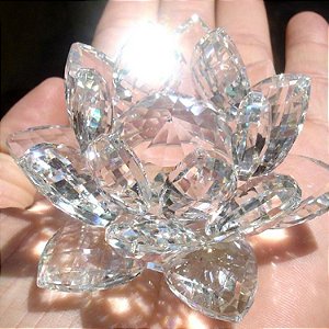 Flor de Lótus de Cristal Transparente Brilhante 11 cm