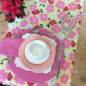 Caminho de Mesa Floral Rosa Caminho de Mesa Floral Rosa