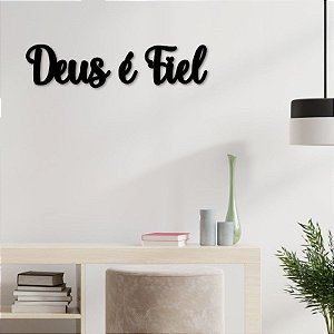 Quadro com Escrita Deus é Fiel