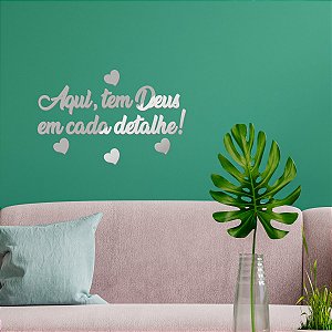 Espelho Aqui tem Deus em cada detalhe Com Coração - Prata