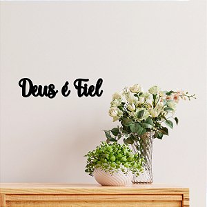 Placa Decorativa de Parede "Deus é Fiel" Pt - Acrílico Preto