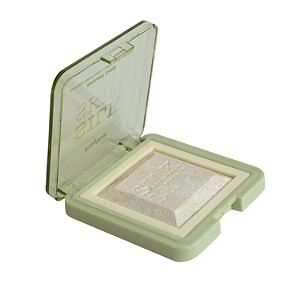 Iluminador Radiant Shine Celestial Prism Silk Skin Ruby Rose Cor 01