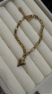 Pulseira Feminina Dourada em Aço Inoxidável com Pingente de Coração