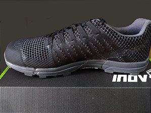 Tênis INOV-8 Corrida Trilha Roclite 290 - Preto/Cinza