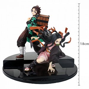 FIGURE DEMON SLAYER: KIMETSU NO YAIBA - NEZUKO KAMADO E TANJIRO KAMADO