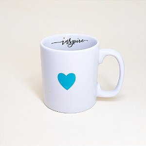 Caneca Porcelana Branca Corações Colors