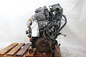 Motor parcial Peugeot 206 Soleil 1.6 8v gasolina 2000