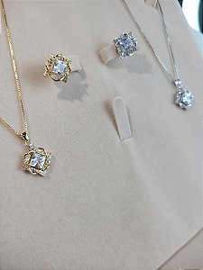 Conjunto em Formato Quadrado com Pedras Zircônias