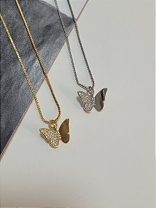 Colar Borboleta Metade Lisa e Metade Cravejada