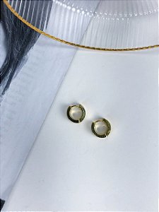 Argola Lisa Pequena com Fecho Clique