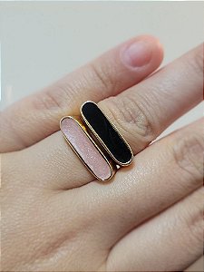 Anel Esmaltado Preto e Nude