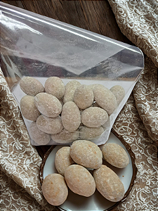 Drageado de Amendoas com Chocolate 53% e Chocolate Branco 125g- Vegano e sem Sem Gluten