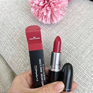 668 Forever Curious Mac Lipstick Matte Batom