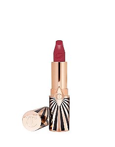 Amazing Amal CHARLOTTE TILBURY MATTE REVOLUTION LIPSTICK BATOM