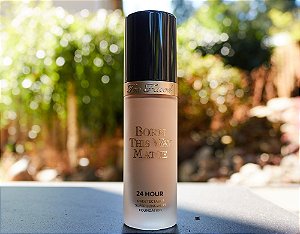 light beige BASE BORN THIS WAY MATTE FOUNDATION 30ml