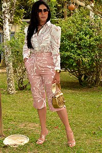 Blusa Linea Saara Estampa Rosê Manga Longa com Nervuras nos Bolsos Frontais