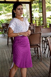 Blusa Crepe Sabiá Púrpura com Nervuras nas Mangas Estampa Exclusiva