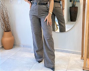 Calça Algodão Xadrez Cáqui e Marinho Pantalona com Cintura Alta com Passantes Bolsos Frontais e Bolsos Traseiros Verdugos Funcionais Cem Por Cento Algodão