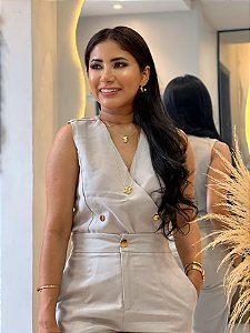 Blusa Visco Trench Cinza Estilo Colete Ajustado Com Decote V E Botões Metalizado