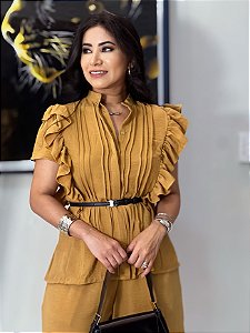 Blusa Fluity Kobe Caramelo com Franzidos nos Ombros e Nervuras Finas Frontais e nas Costas