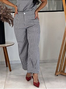 Calça Tricoline Listras Azul Marinho Reta Com Bolsos, Fecho Frontal e Pregas Na Barra
