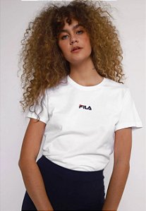 Camiseta Fila Classic II Feminina Branca - Marathon Artigos Esportivos