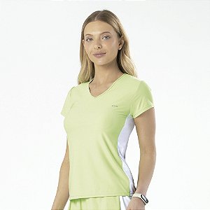 CAMISETA COM RECORTE LATERAL