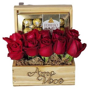 Cesta de Chocolate com Rosas Sedução
