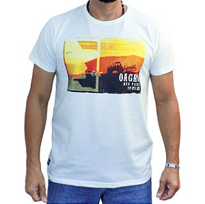 Camiseta Sacudido's - O AGRO NÃO PARA - Marfim