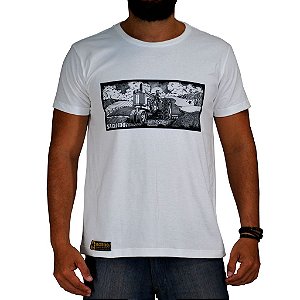 Camiseta Sacudido's - Trator Paisagem - Branco Preto