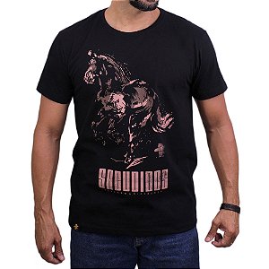 Camiseta Sacudido's - Cavalo Manchado - Preto