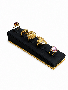 Expositor para 5 Anéis 6 x 15 cm - Courvin Premium - Black com Friso Dourado