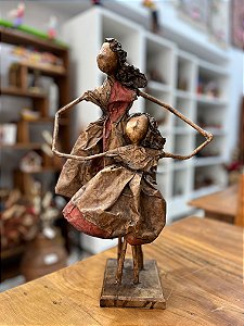 Escultura Mãe e Filho | Minas Gerais